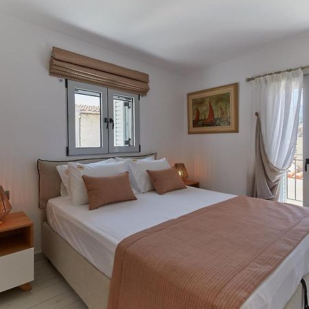 Poros Town Euphoria Houseヴィラ エクステリア 写真